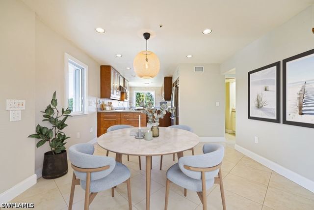 3968 Aloha LN, Bonita Springs, FL 34134