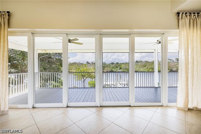 3968 Aloha LN, Bonita Springs, FL 34134