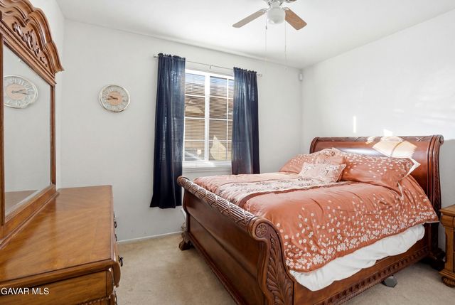 37633 Persimmon Lane, Palmdale, CA 93551