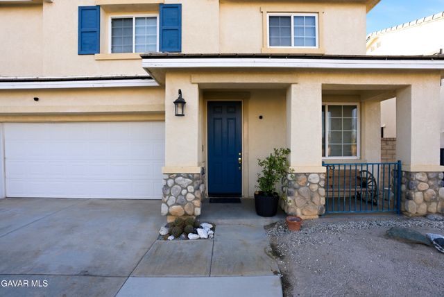 37633 Persimmon Lane, Palmdale, CA 93551