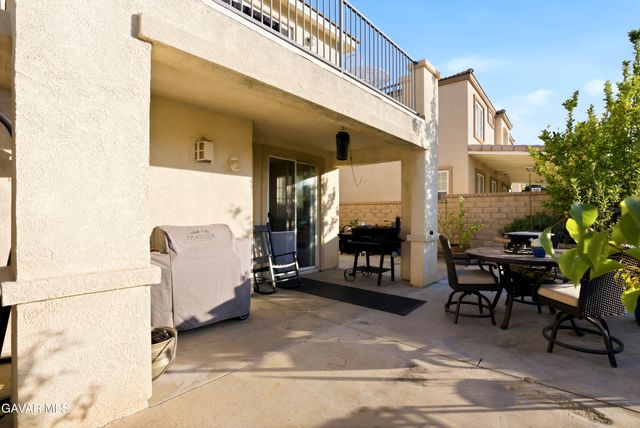 37633 Persimmon Lane, Palmdale, CA 93551