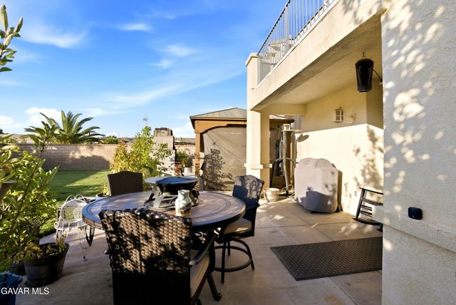 37633 Persimmon Lane, Palmdale, CA 93551