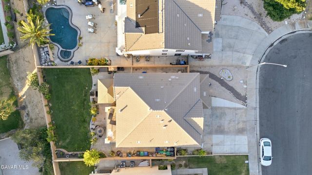 37633 Persimmon Lane, Palmdale, CA 93551