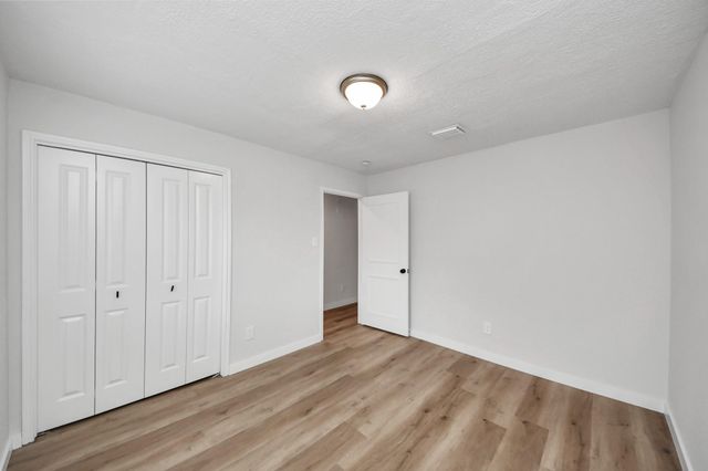 718 Land Grant Drive, Richmond, TX 77406