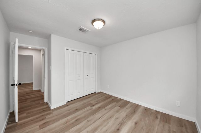 718 Land Grant Drive, Richmond, TX 77406