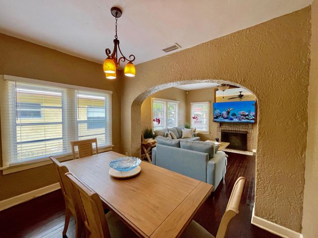 5555 Garden Avenue Sfh With A Detached Apt. Bldg. Sfh With A Detached Apt., West Palm Beach, FL 33405