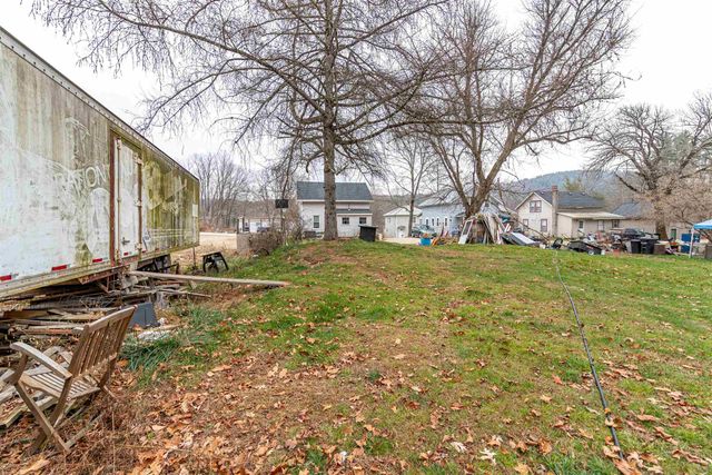 82 Howard Street, Winchester, NH 03470