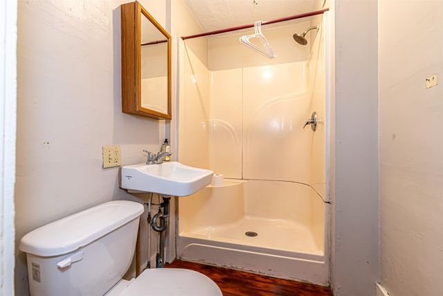 82 Howard Street, Winchester, NH 03470