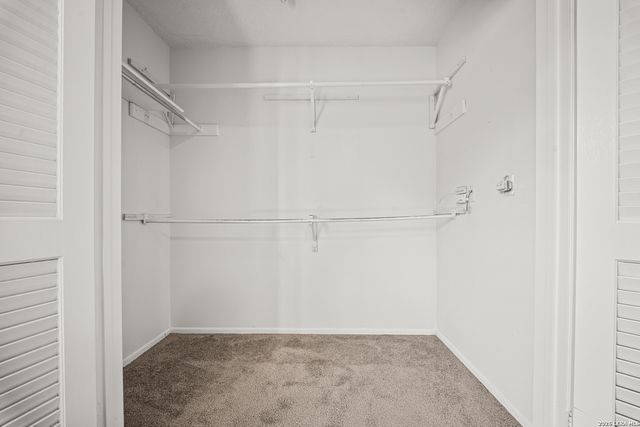 829 W Bitters Rd Apt 502, San Antonio, TX 78216