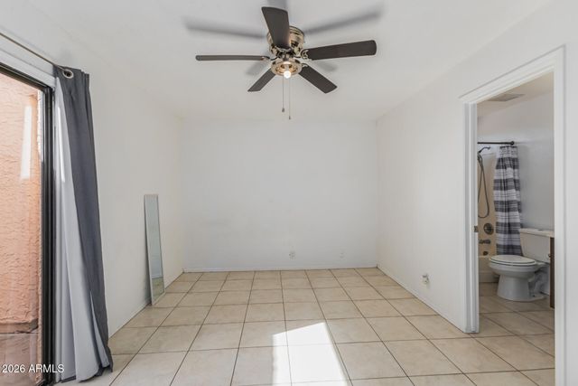 8940 W OLIVE Avenue 32, Peoria, AZ 85345