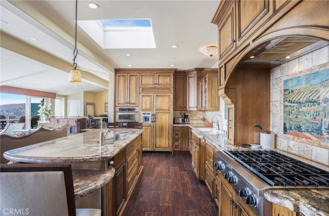 840 Canyon View Drive, Laguna Beach, CA 92651