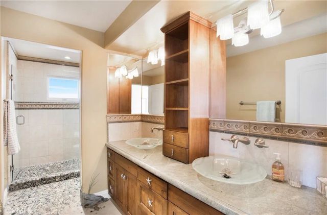 840 Canyon View Drive, Laguna Beach, CA 92651