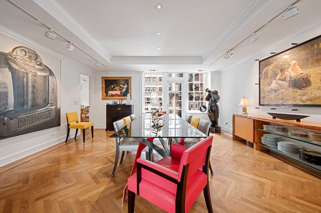 219 E Lake Shore Drive 6AB, Chicago, IL 60611