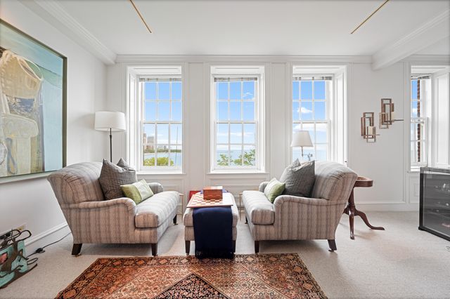 219 E Lake Shore Drive 6AB, Chicago, IL 60611