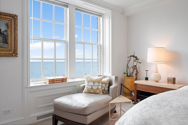 219 E Lake Shore Drive 6AB, Chicago, IL 60611