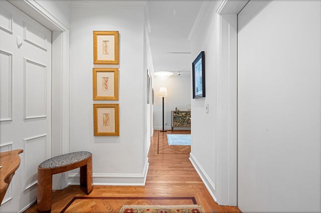 219 E Lake Shore Drive 6AB, Chicago, IL 60611