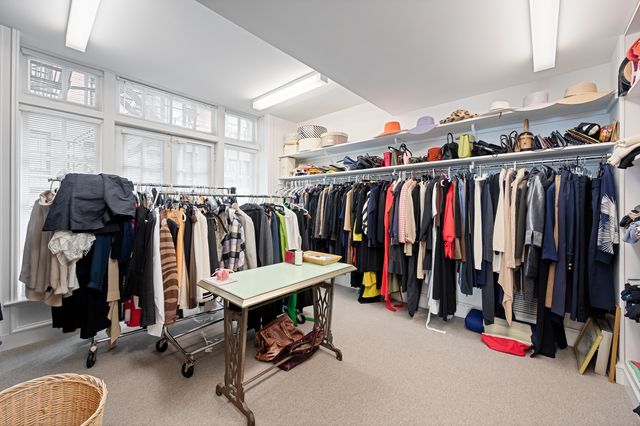 219 E Lake Shore Drive 6AB, Chicago, IL 60611