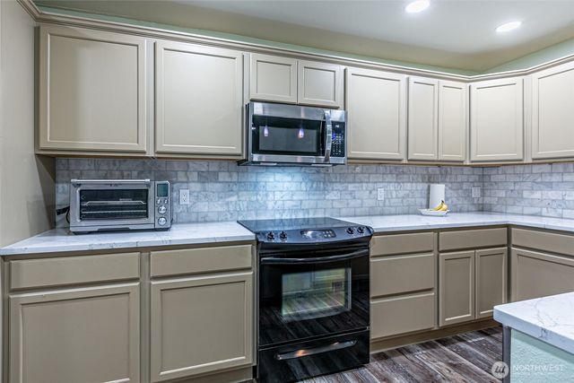 6225 S Puget Sound Avenue, Tacoma, WA 98409