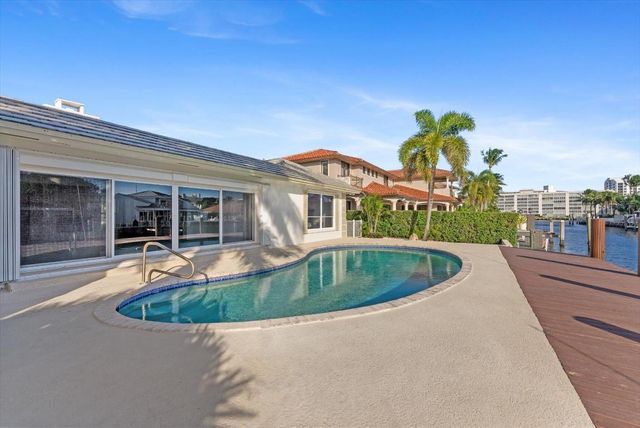 872 Lilac Drive, Boca Raton, FL 33487