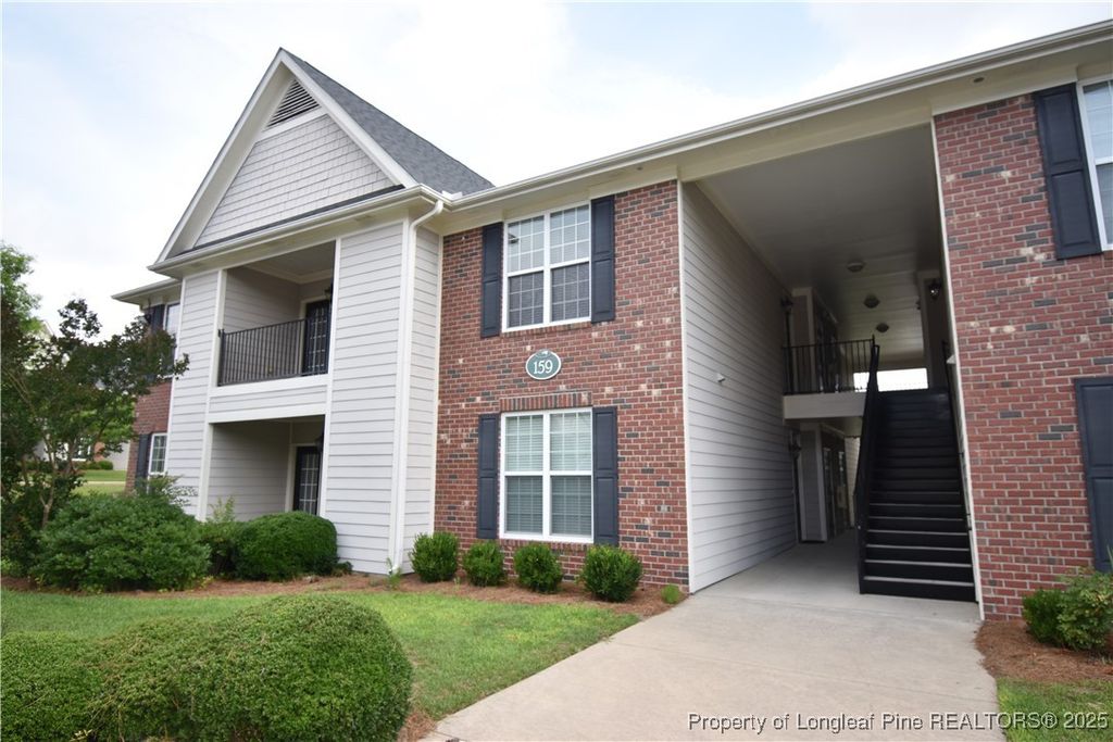 159 Gallery Drive 201, Spring Lake, NC 28390