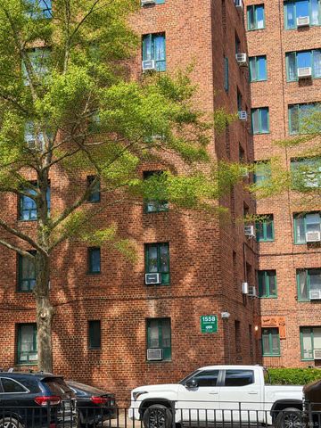 1558 Unionport Road 2D, Bronx, NY 10462