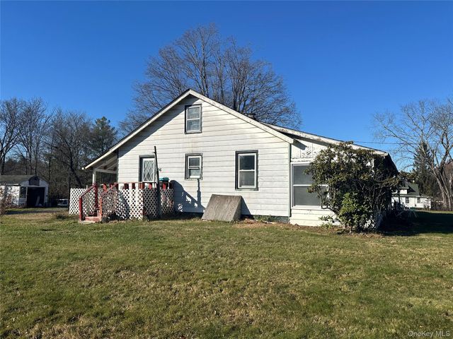 496 Bloomingburg Road, Middletown, NY 10940