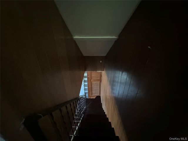 496 Bloomingburg Road, Middletown, NY 10940