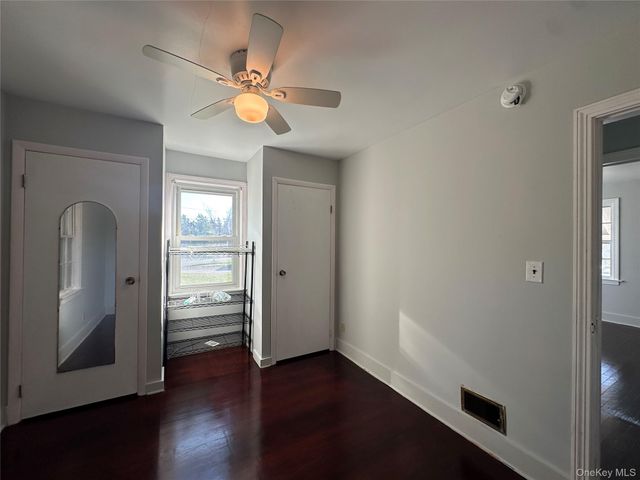 496 Bloomingburg Road, Middletown, NY 10940