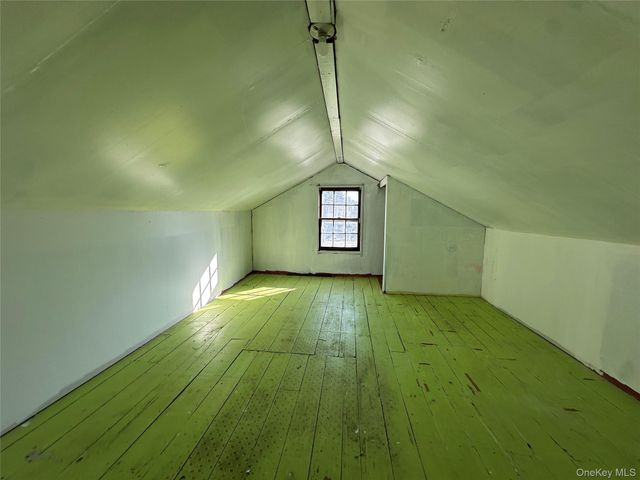 496 Bloomingburg Road, Middletown, NY 10940