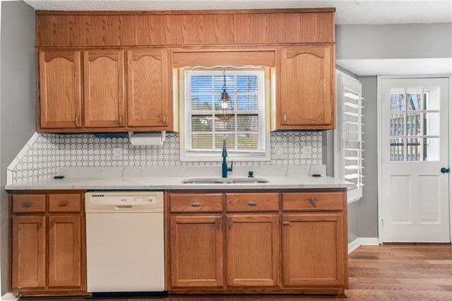 1349 Ashbrook Drive, Lawrenceville, GA 30043