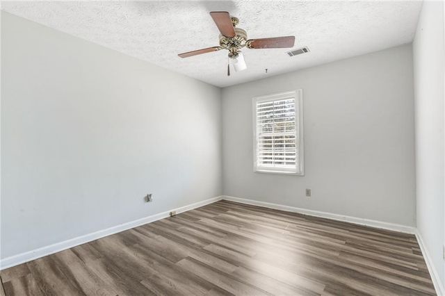 1349 Ashbrook Drive, Lawrenceville, GA 30043