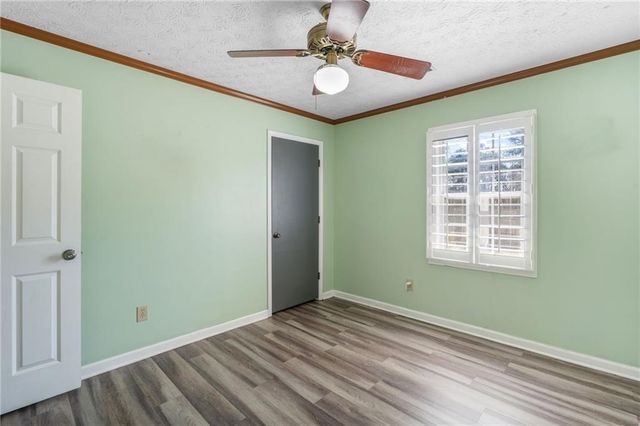 1349 Ashbrook Drive, Lawrenceville, GA 30043