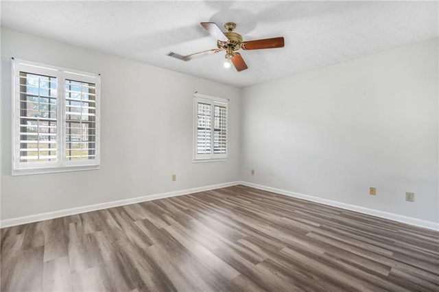 1349 Ashbrook Drive, Lawrenceville, GA 30043