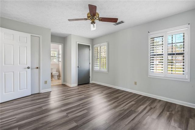 1349 Ashbrook Drive, Lawrenceville, GA 30043