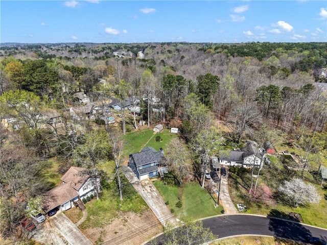 1349 Ashbrook Drive, Lawrenceville, GA 30043