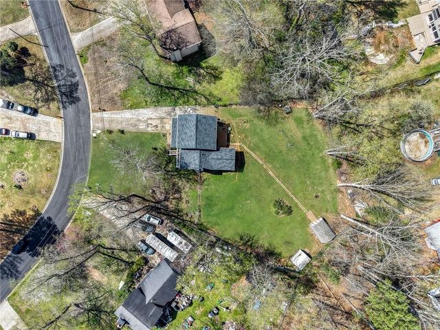 1349 Ashbrook Drive, Lawrenceville, GA 30043