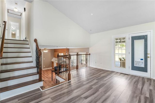 1349 Ashbrook Drive, Lawrenceville, GA 30043