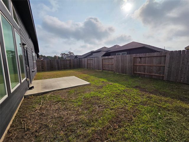 843 White Pine Haven Lane, Crosby, TX 77532