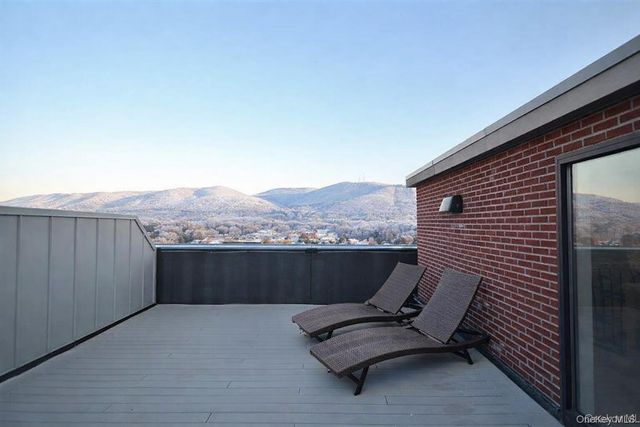 249 Main Street 301, Beacon, NY 12508