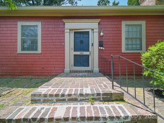 105 Edgewood Circle NE, Concord, NC 28025