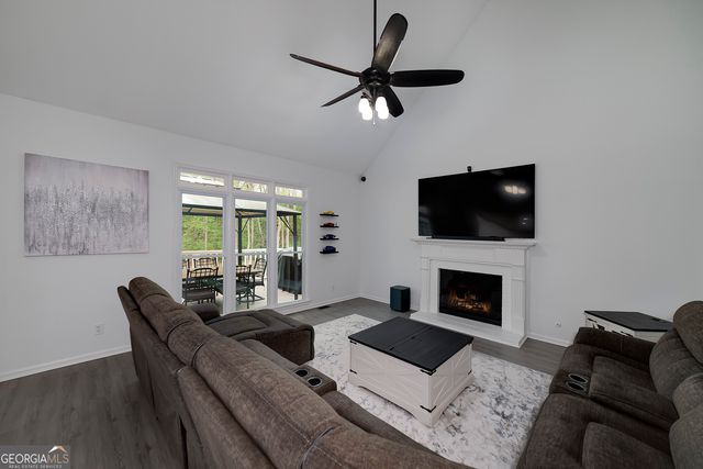 20 Allie Drive, Mcdonough, GA 30252