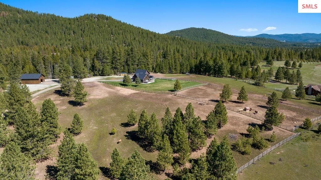 3702 S Puma Drive, Coeur d'Alene, ID 83814 photo 2