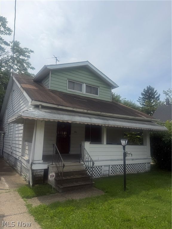 12516 Rexford Avenue, Cleveland, OH 44105