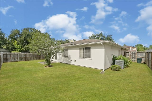 18015 Kirk Forest Court, Humble, TX 77346
