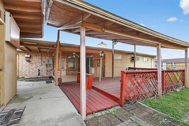 11810 Mosscrest Drive, Houston, TX 77048