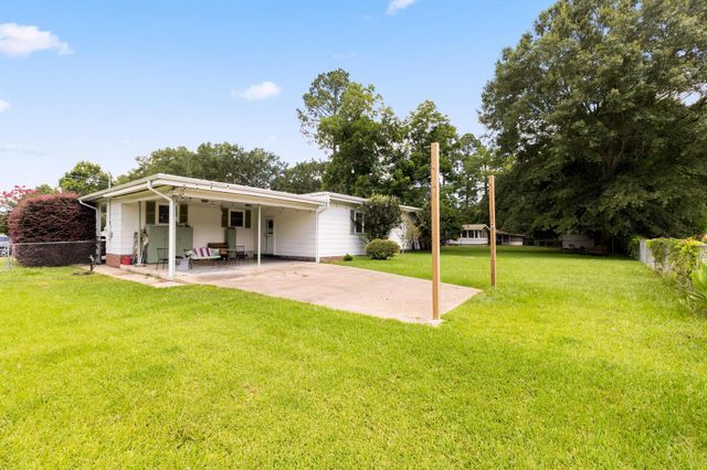 715 N 31st Ave., Hattiesburg, MS 39401