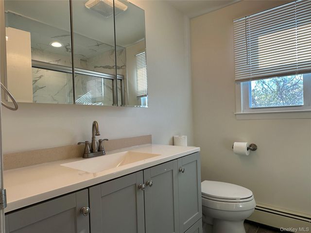 11 Gabriel Place 2, Glen Cove, NY 11542