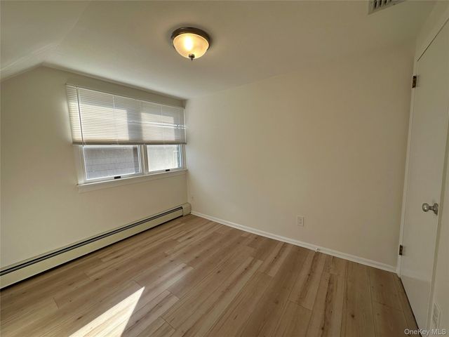 11 Gabriel Place 2, Glen Cove, NY 11542