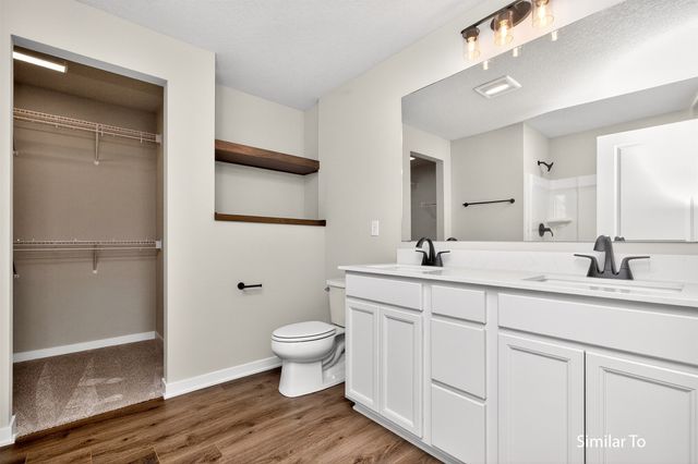 6522 NE 11th Court, Des Moines, IA 50313