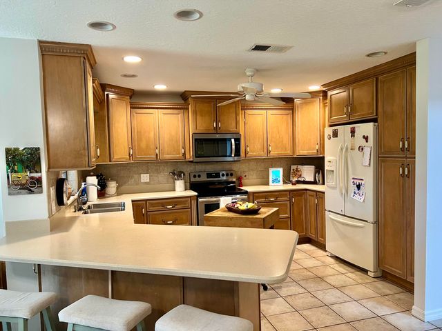 410 Rio Casa Drive S, Indialantic, FL 32903